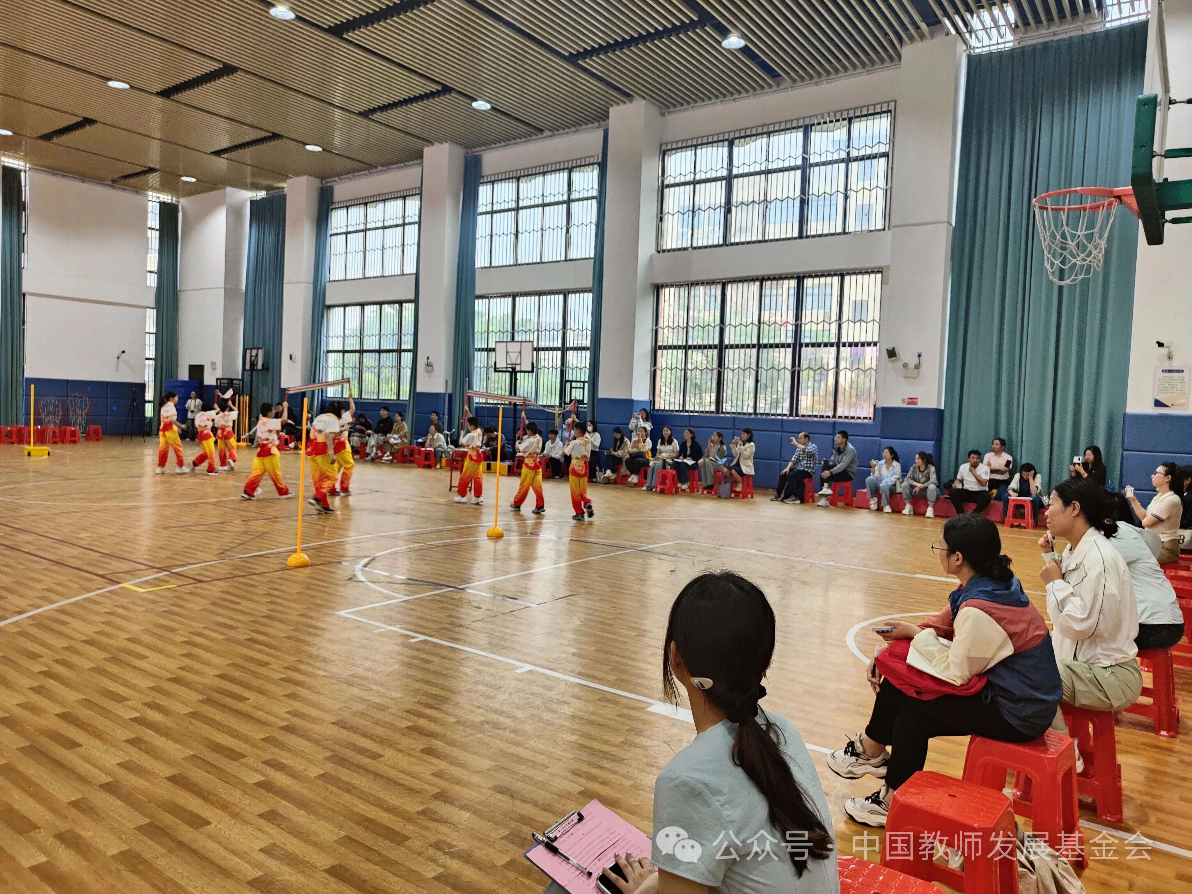 2025年4月22日“星星计划”孤独症教育骨干教师培训班赴福州市星语学校观摩运动展示课.jpg 2025年4月22日“星星计划”孤独症教育骨干教师培训班赴福州市星语学校观摩运动展示课.jpg